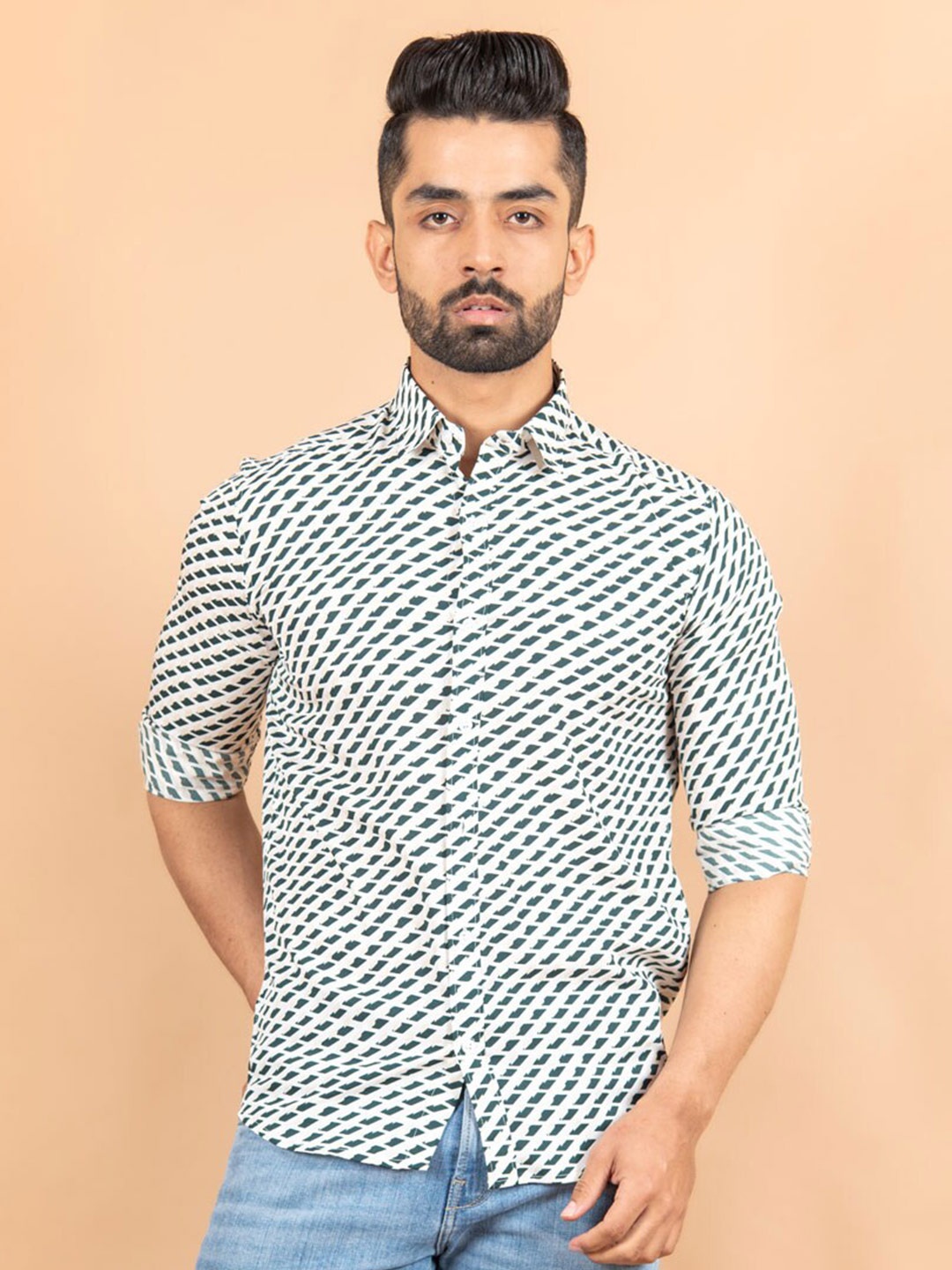 

Tistabene Men White Comfort Printed Casual Shirt