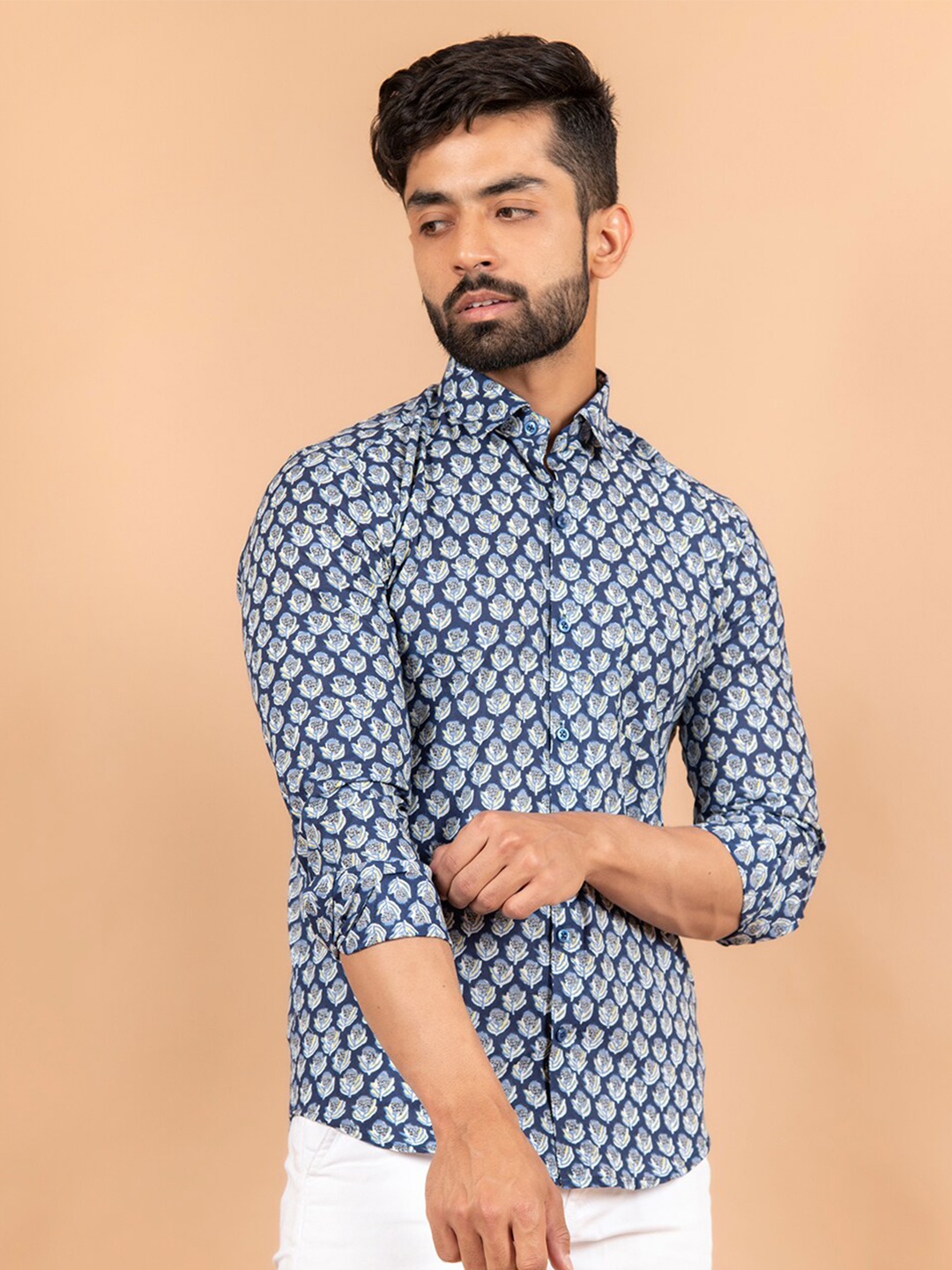 

Tistabene Men Blue Comfort Floral Printed Cotton Casual Shirt