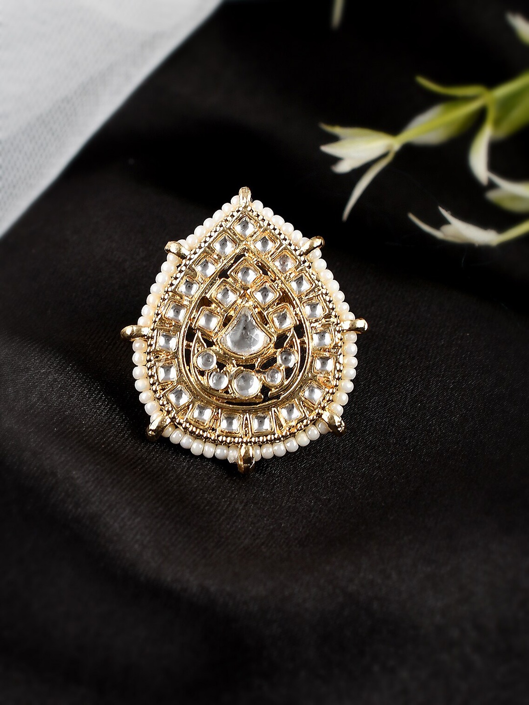 

Shoshaa Gold-Plated White Kundan Studded & Beaded Finger Ring