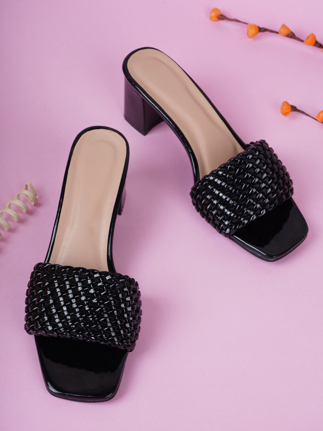 

Style Shoes Women Black Solid Block Heels