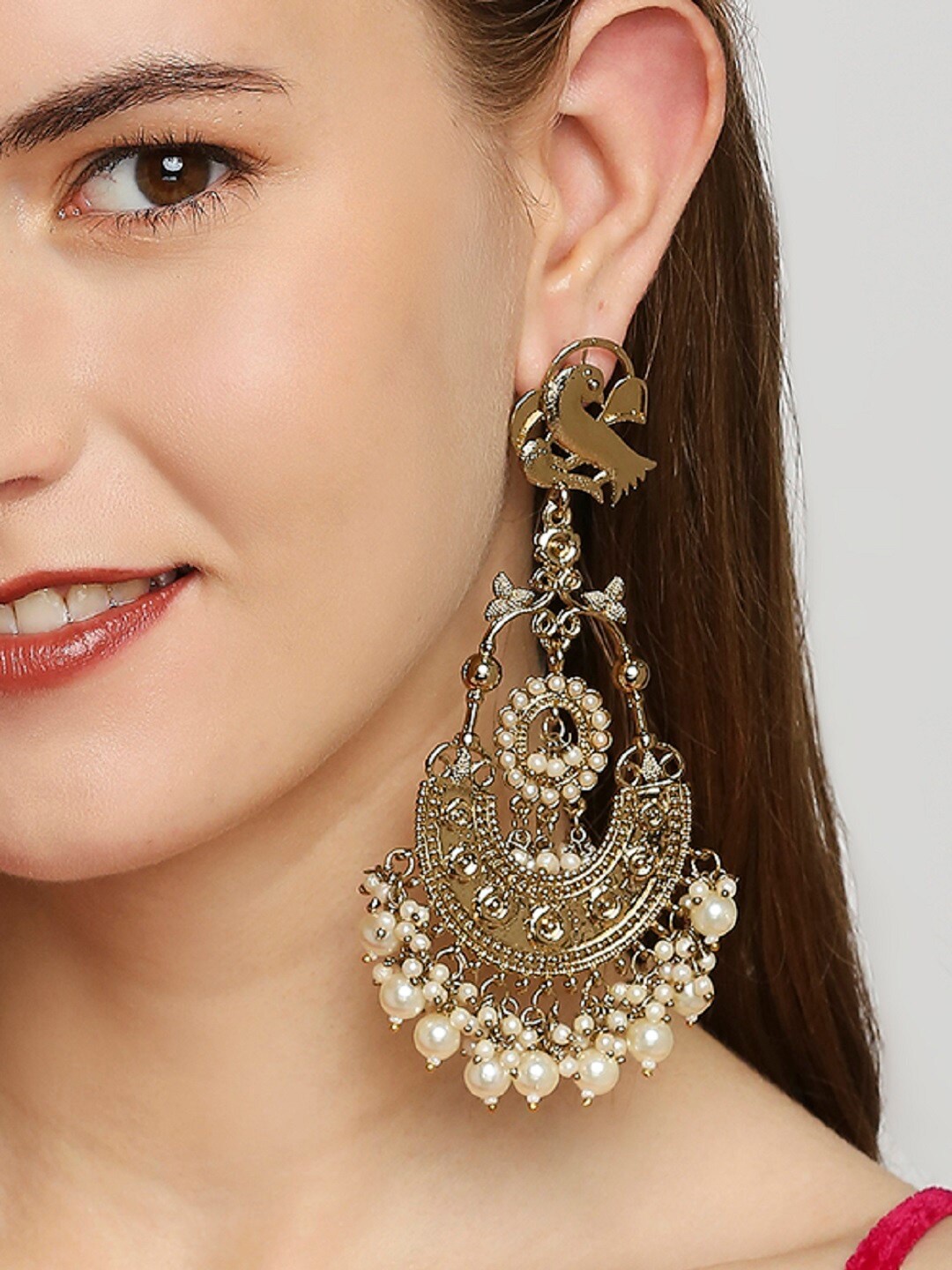 

OOMPH Gold Plated & Cream-Coloured Peacock Shaped Chandbalis Earrings