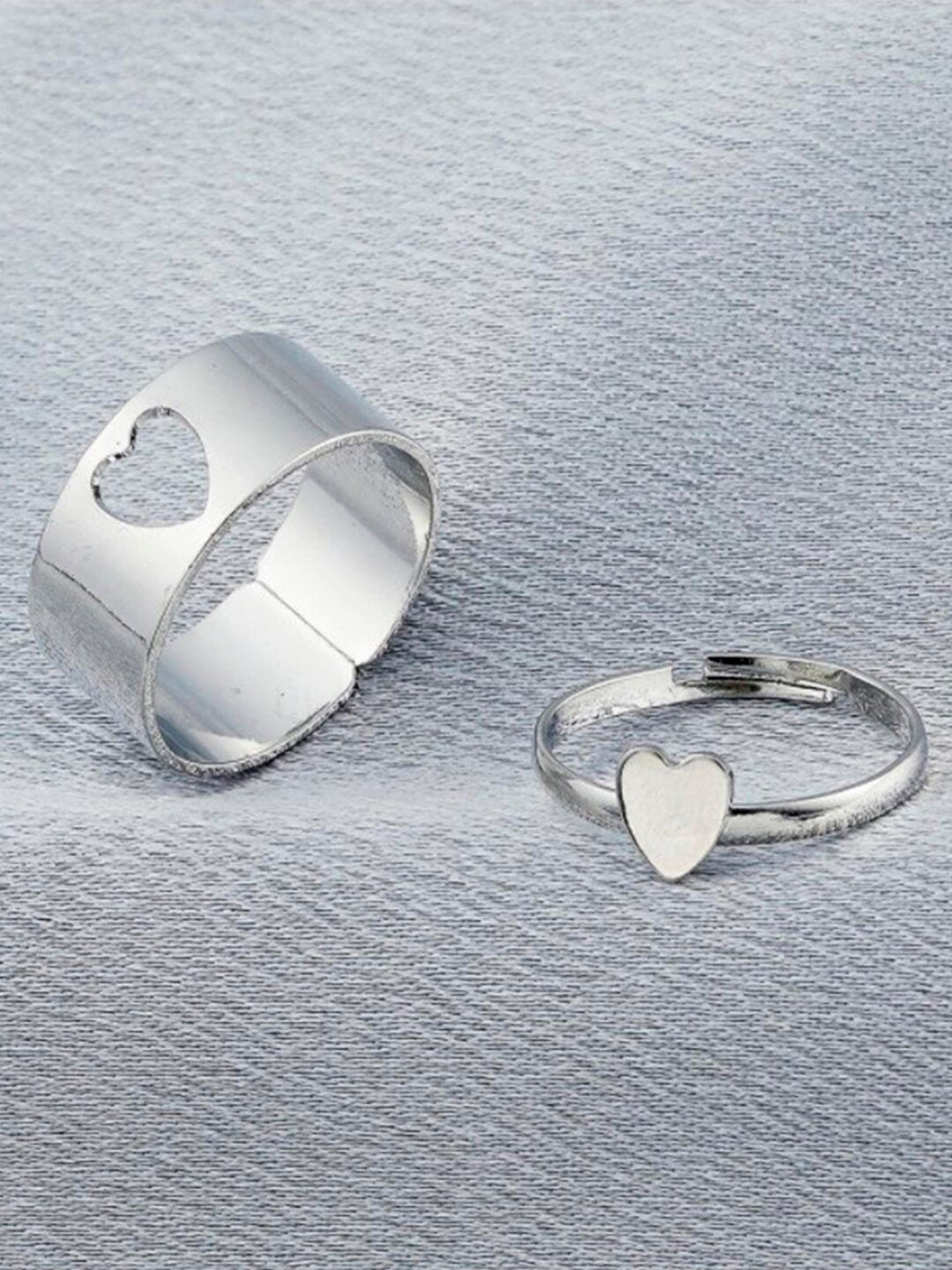 

OOMPH Set of 2 Silver-Toned Delicate Heart Adjustable Ring