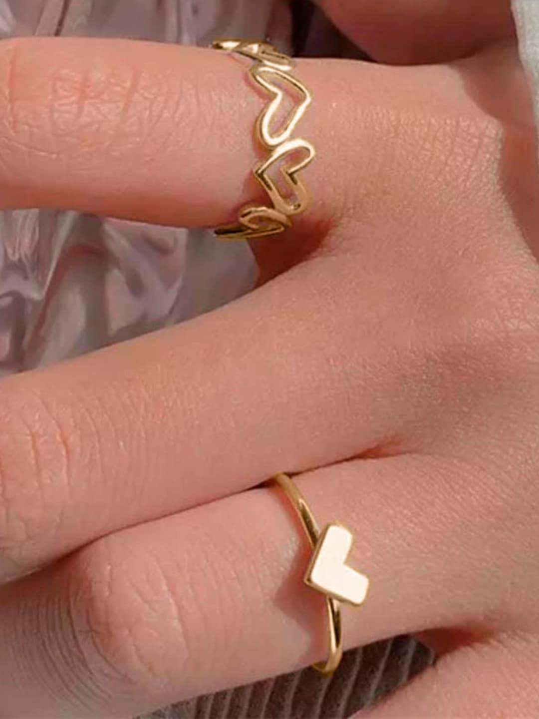 

OOMPH Set Of 2 Gold-Toned Delicate Heart Rings