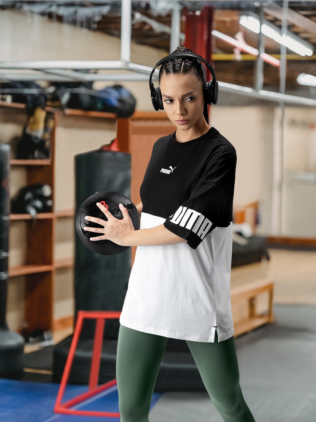 

Puma White & Black Colourblocked Extended Sleeves Power Pure Cotton Boxy Oversized Top