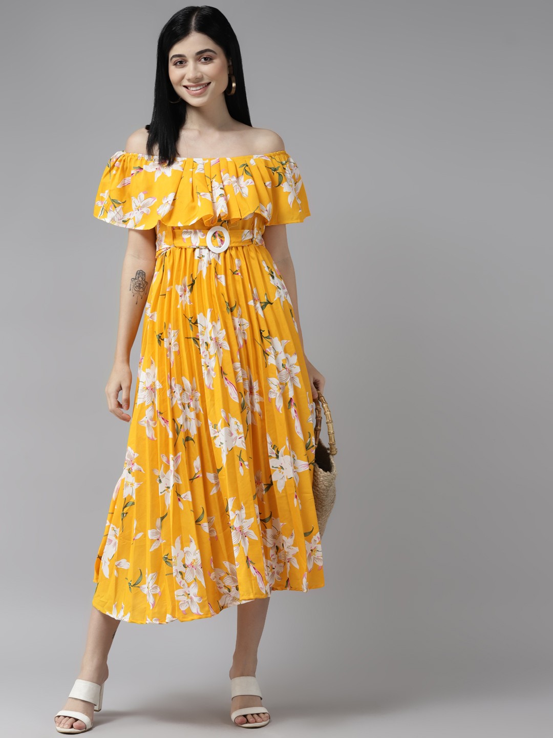 

Aarika Yellow & White Floral Printed Accordion Pleats Off-Shoulder A-Line Midi Dress