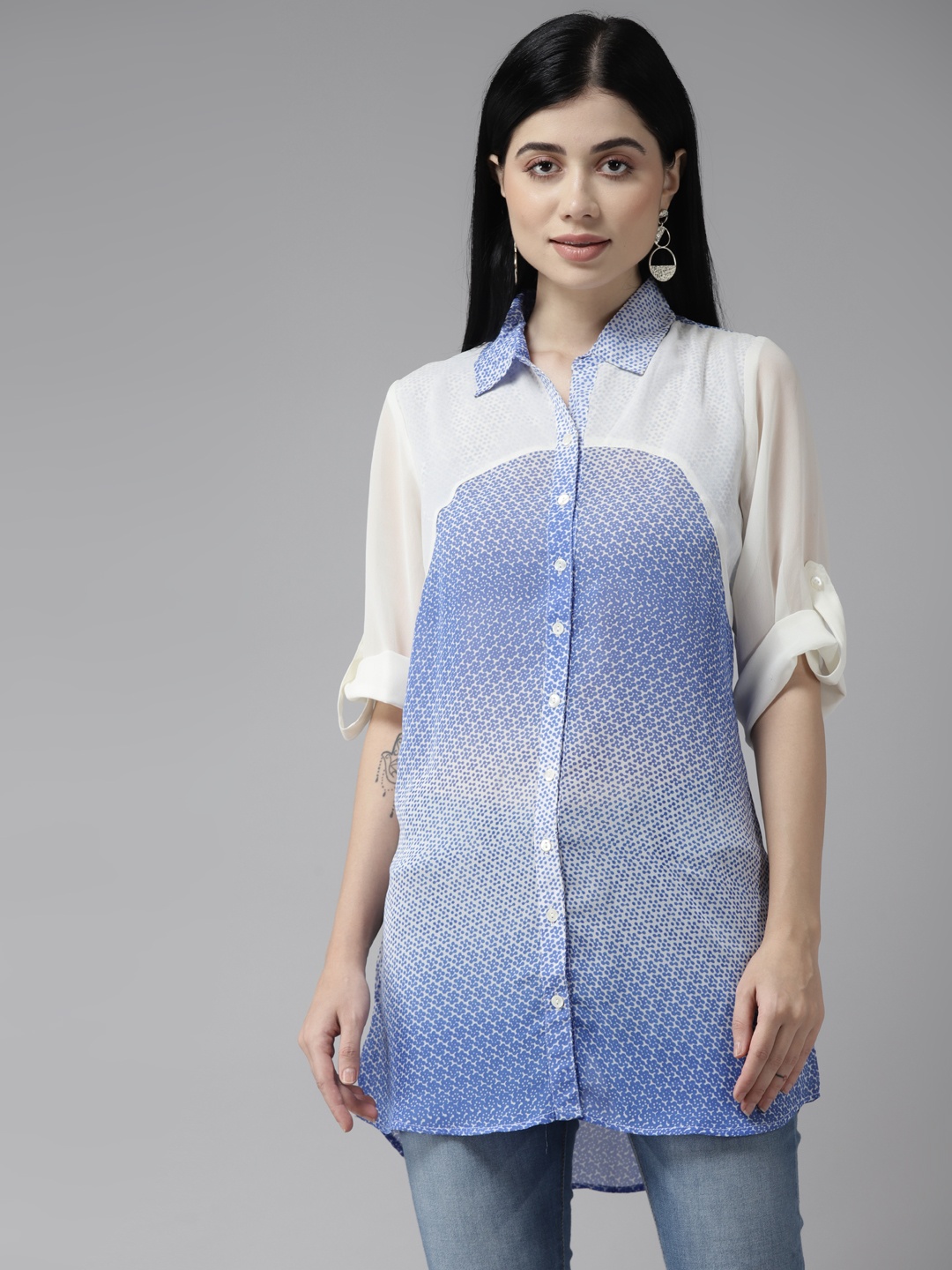 

Aarika Women Blue & Off White Floral Printed Casual Shirt