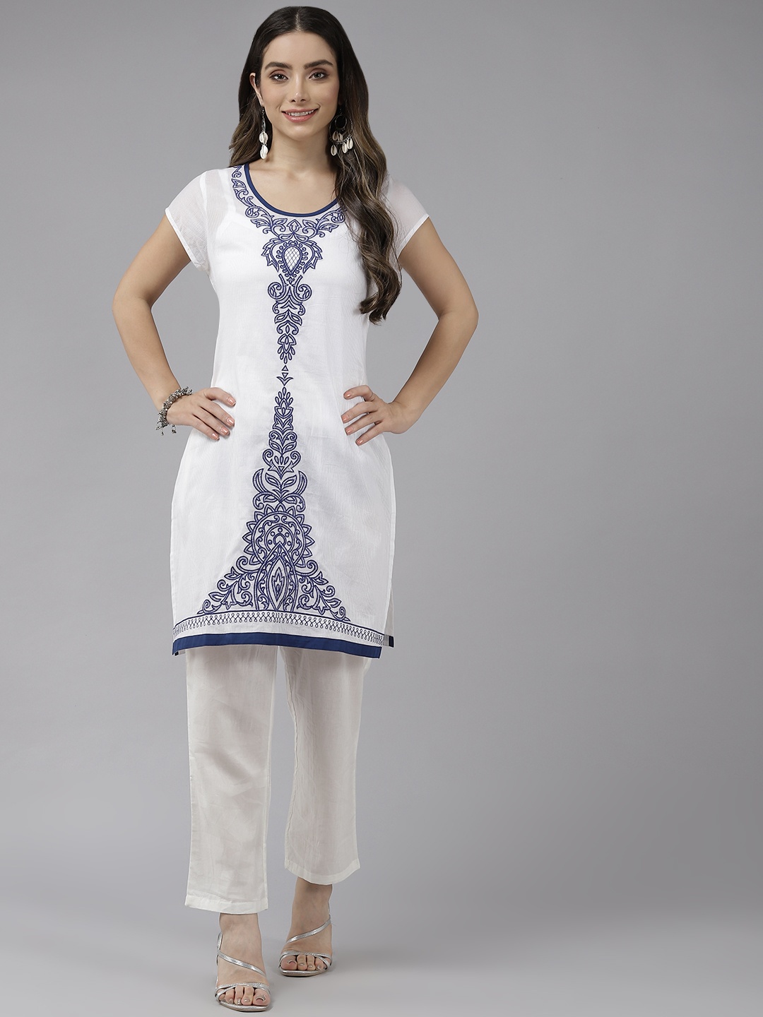 

Aarika Women White & Blue Ethnic Motifs Printed Kurta