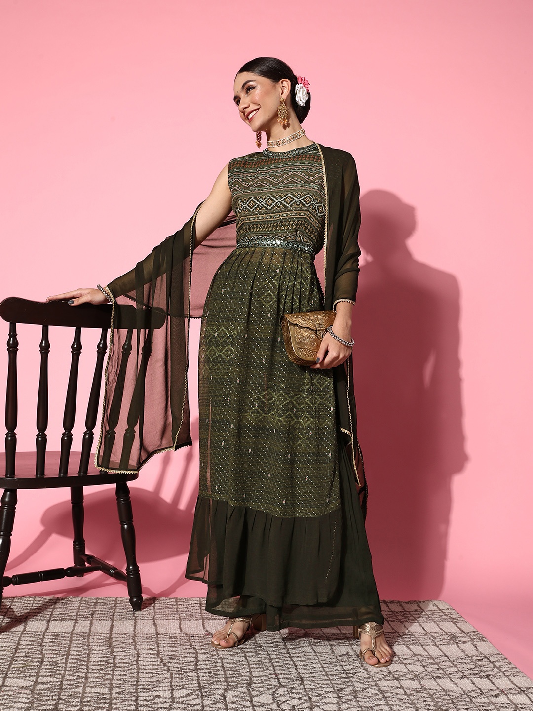 

ZOLA Women Ethnic Motifs Viscose Rayon Hyper Texture Kurta Set, Olive