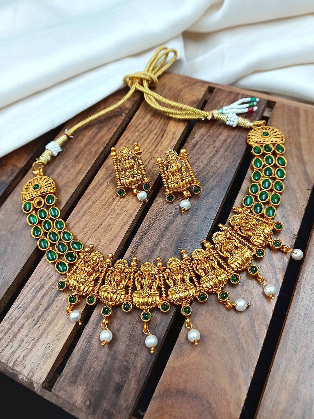 

StileAdda Gold-Plated Green-Stone Studded Jewellery Set