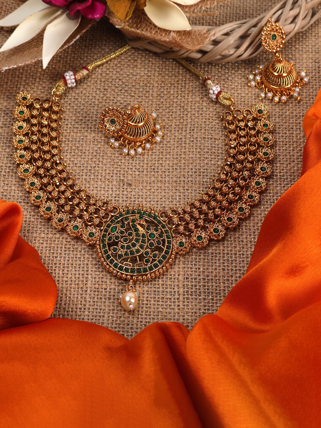 

StileAdda Gold-Plated Green Stone Studded & Beaded Jewellery Set