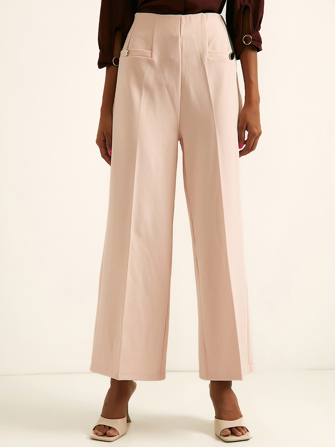 

COVER STORY Women Peach Culottes
