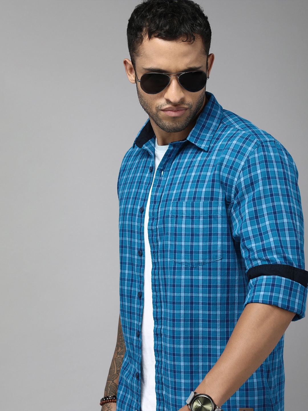 

Roadster Men Blue Comfort Checked Pure Cotton Casual Shirt