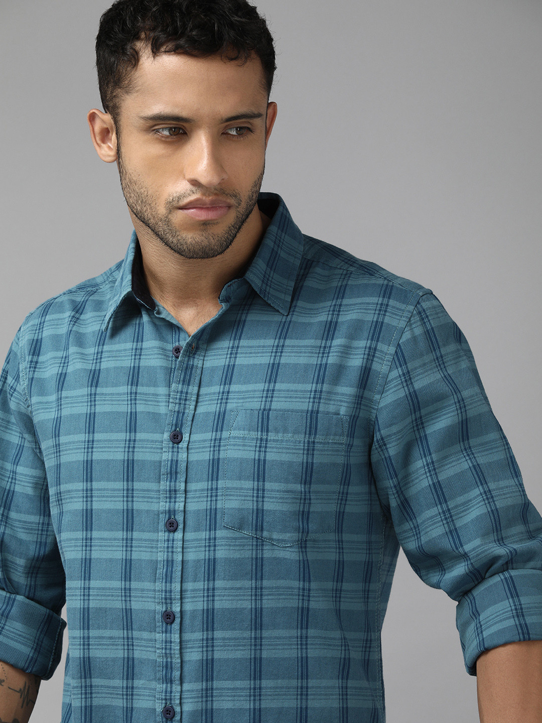 

Roadster Men Blue Comfort Tartan Checks Pure Cotton Casual Shirt