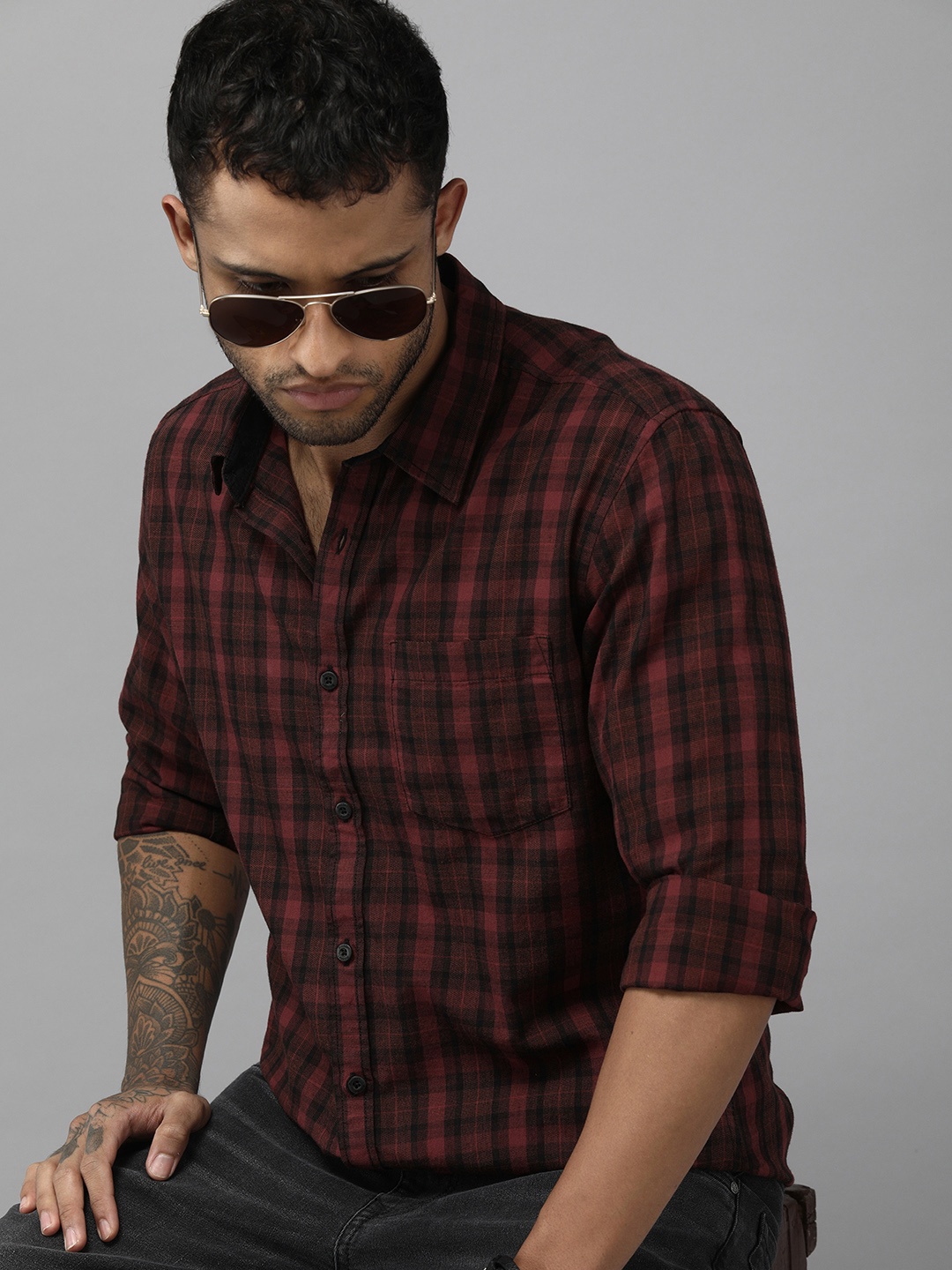 

Roadster Men Red Comfort Fit Tartan Checks Checked Cotton Casual Shirt