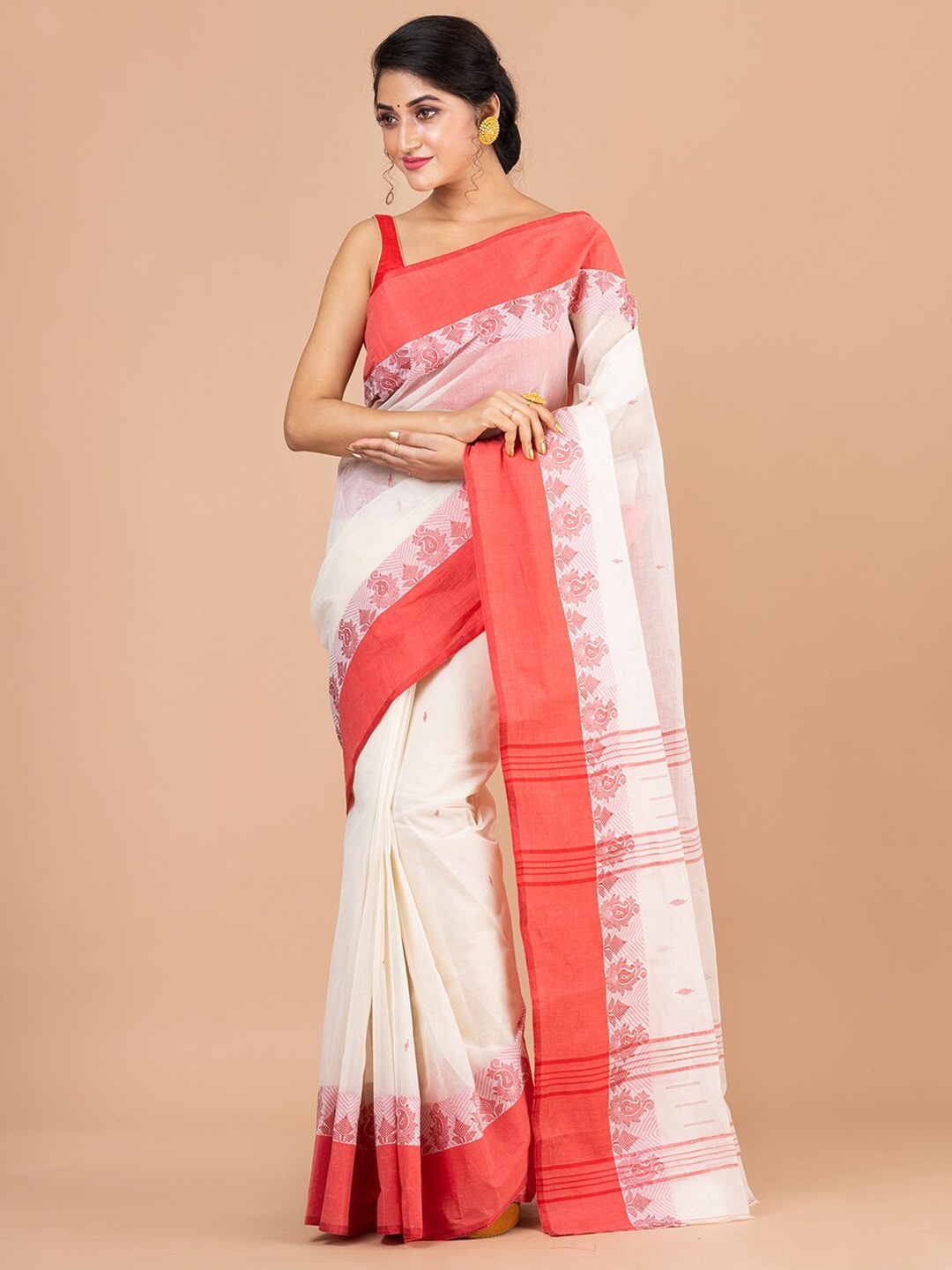 

Laa Calcutta Off White And Pink Woven Design Pure Cotton Jamdani Saree