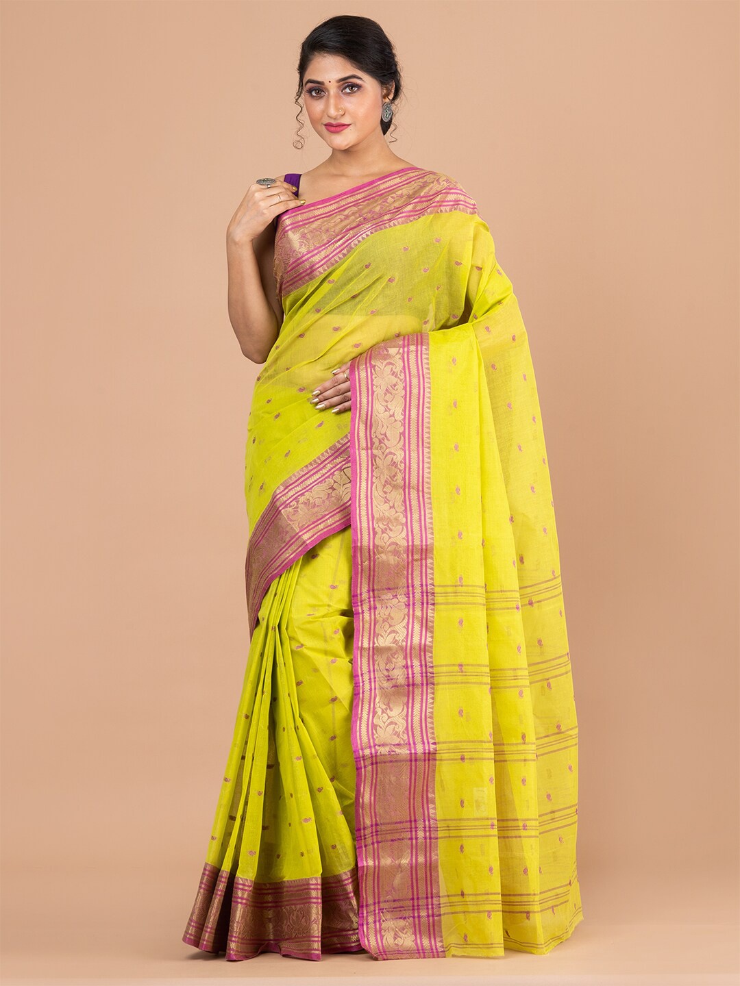 

Laa Calcutta Green & Pink Woven Design Zari Pure Cotton Jamdani Saree