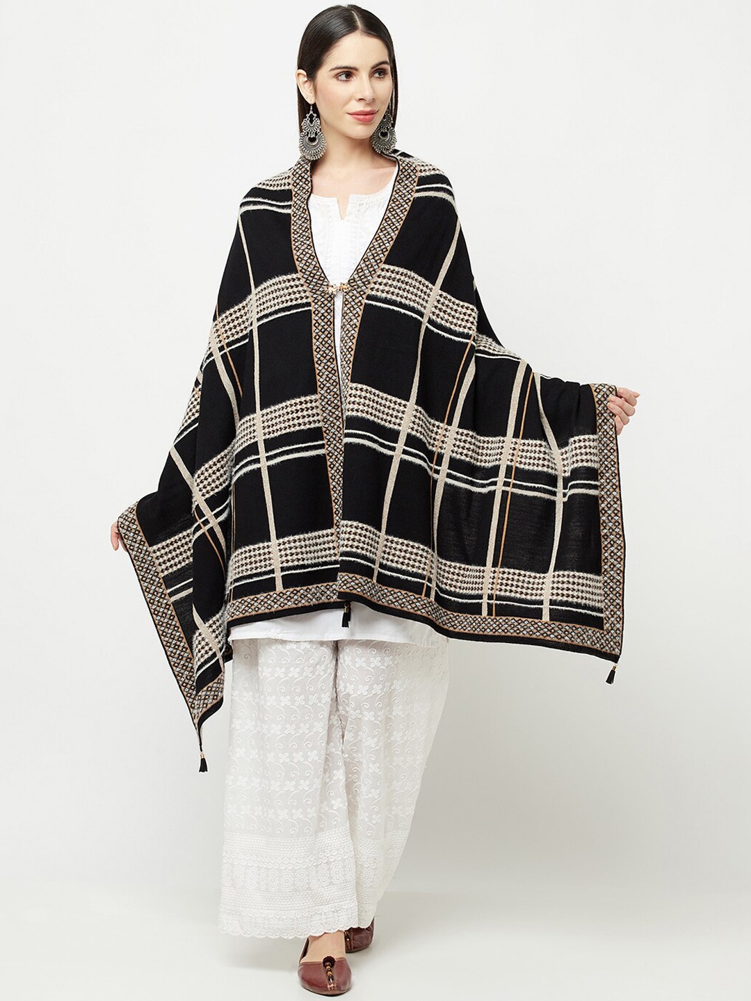 

Knitstudio Women Black & Beige Checked Casual Shawl