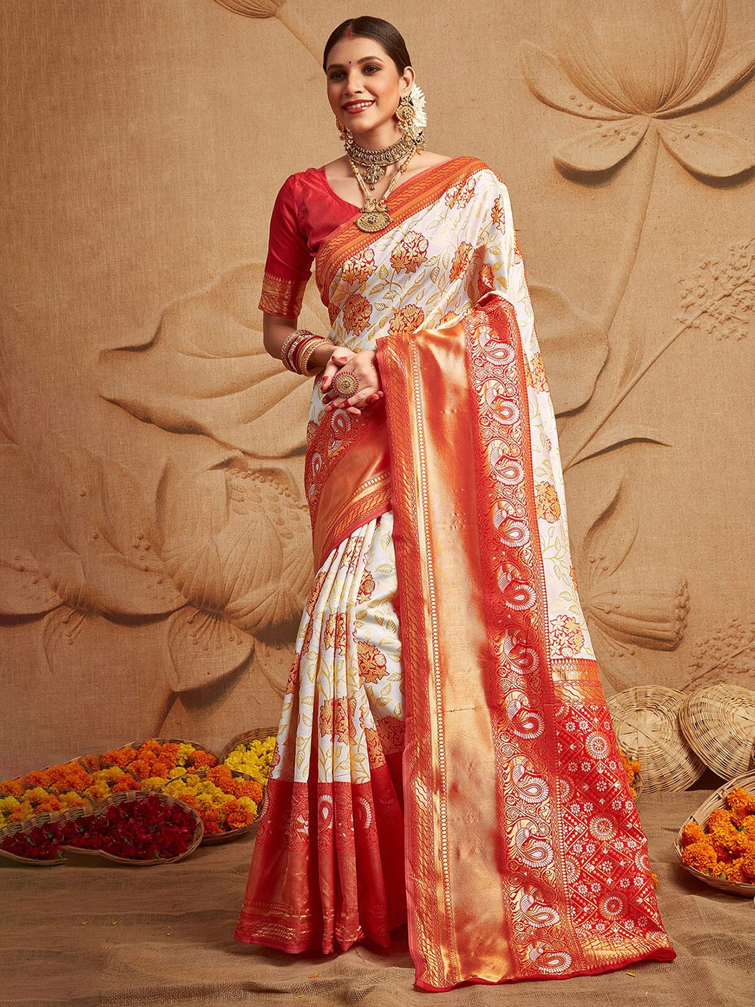 

ODETTE Off White & Red Ethnic Motifs Zari Woven Design Saree