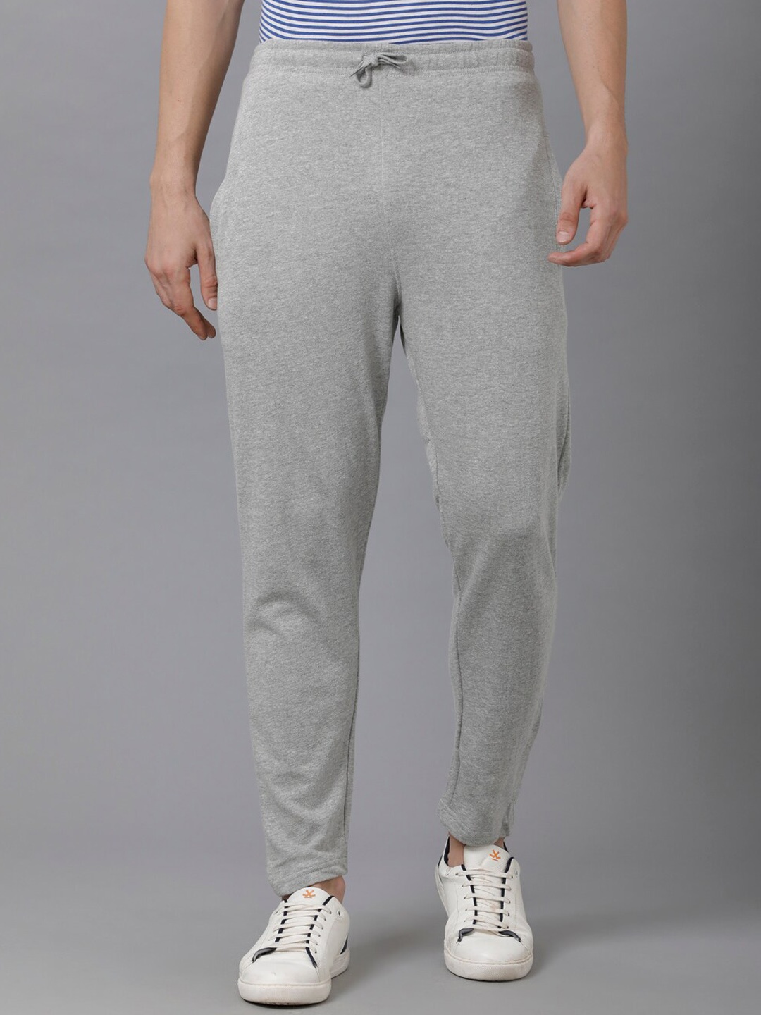 

MADSTO Men Grey Solid Pure Cotton Slim-Fit Track Pants