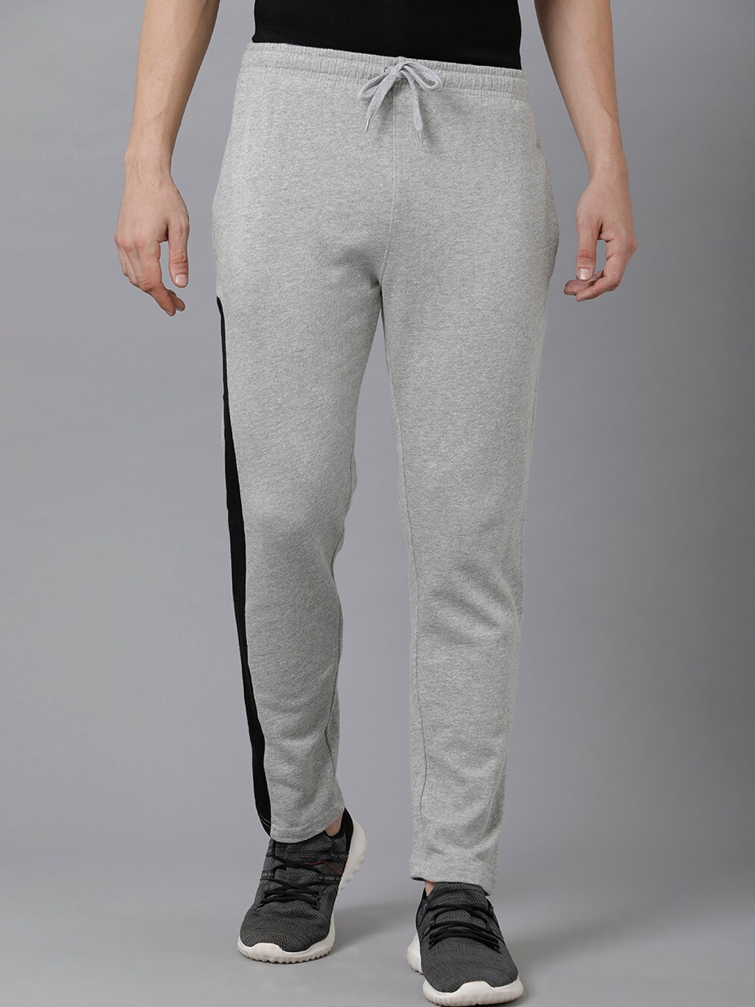 

MADSTO Men Grey Solid Pure Cotton Slim-Fit Track Pants