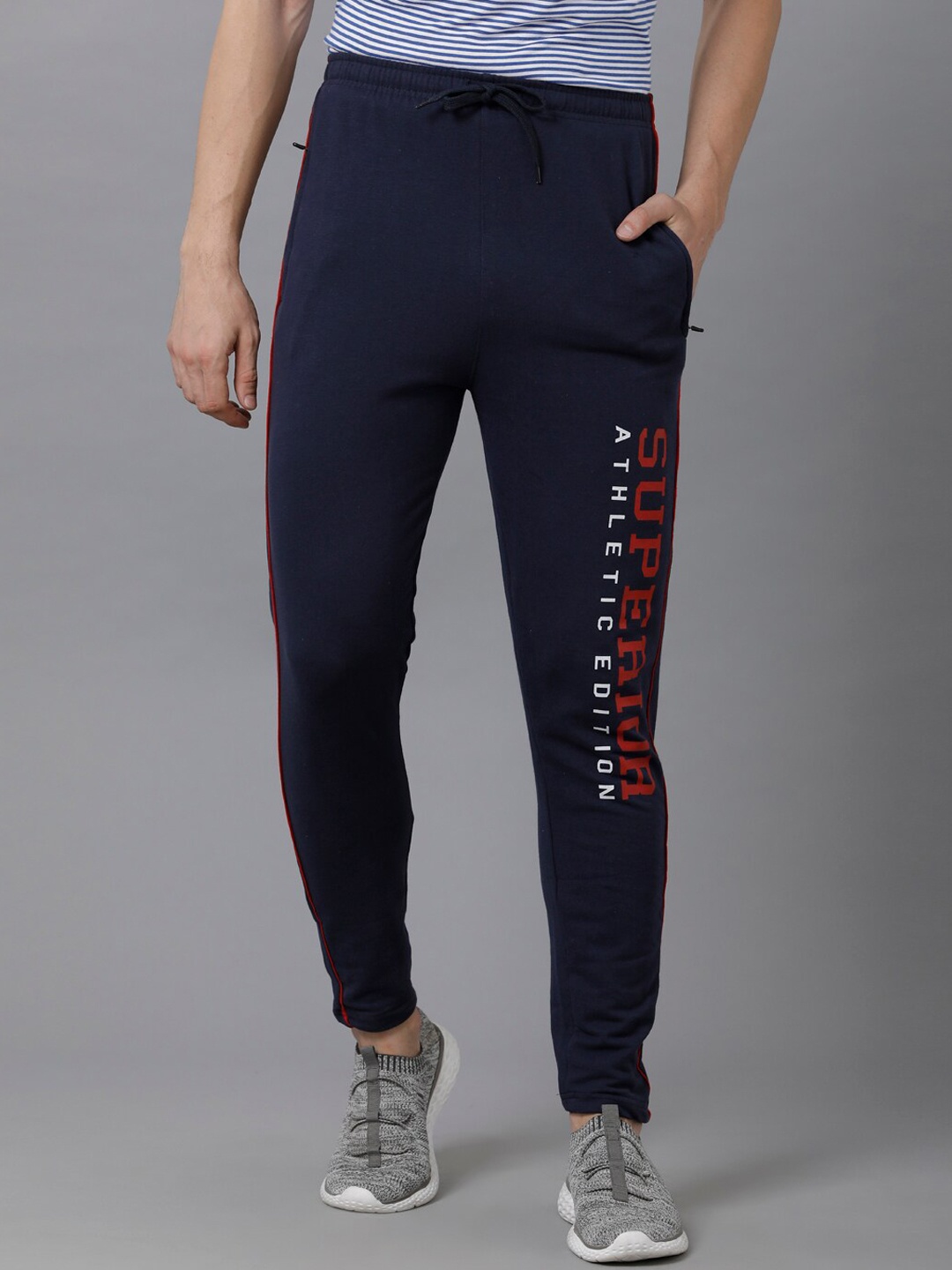 

MADSTO Men Navy Blue & Red Solid Pure Cotton Slim-Fit Track Pants