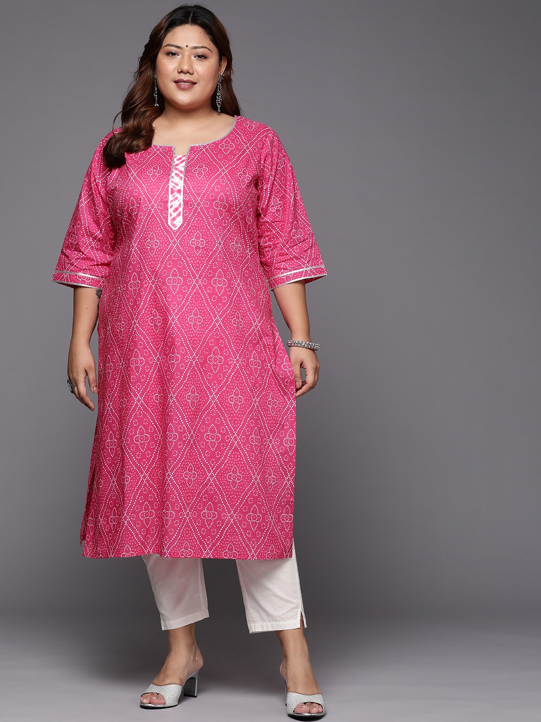 

EXTRA LOVE BY LIBAS Women Pink Bandhani Printed Gotta Patti Plus SIze Kurta