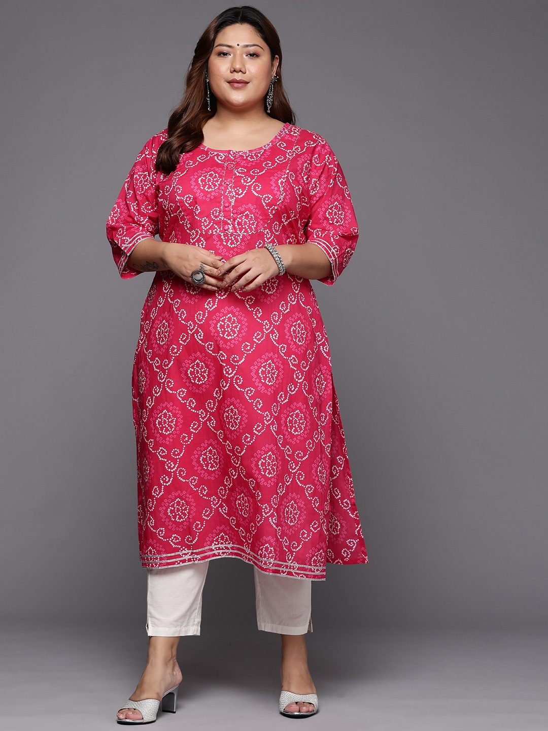 

EXTRA LOVE BY LIBAS Women Pink Bandhani Printed Gotta Patti Plus Size Kurta