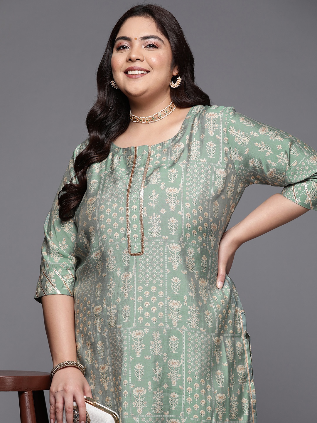 

EXTRA LOVE BY LIBAS Women Green Floral Printed Plus Size Kurta