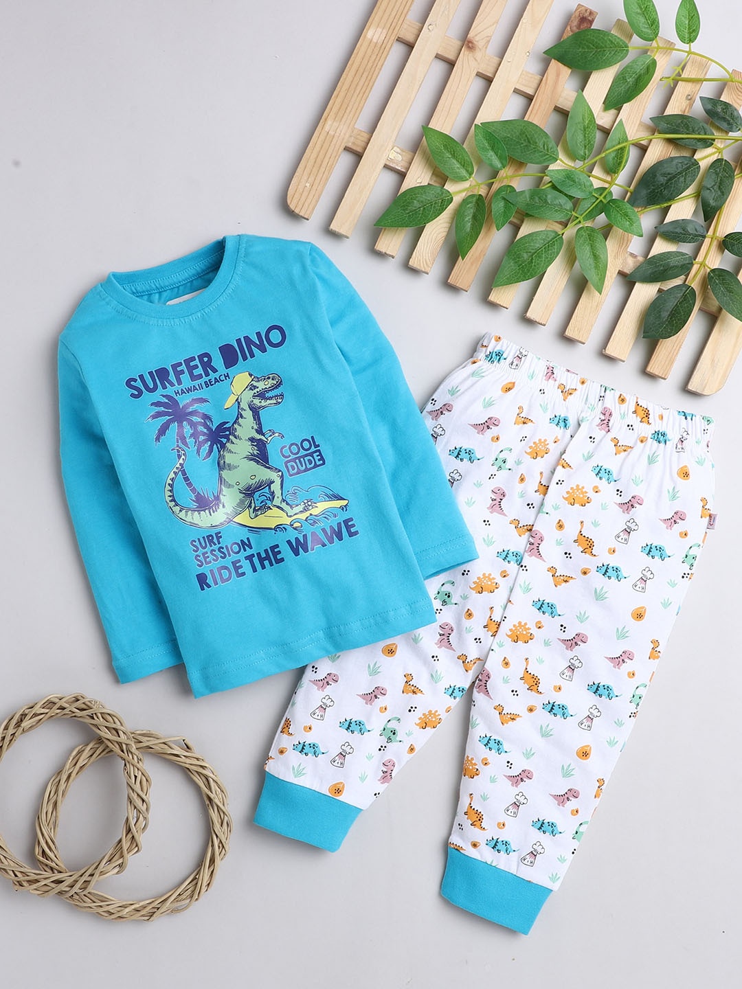 

BUMZEE Boys White & Blue Printed Night suit
