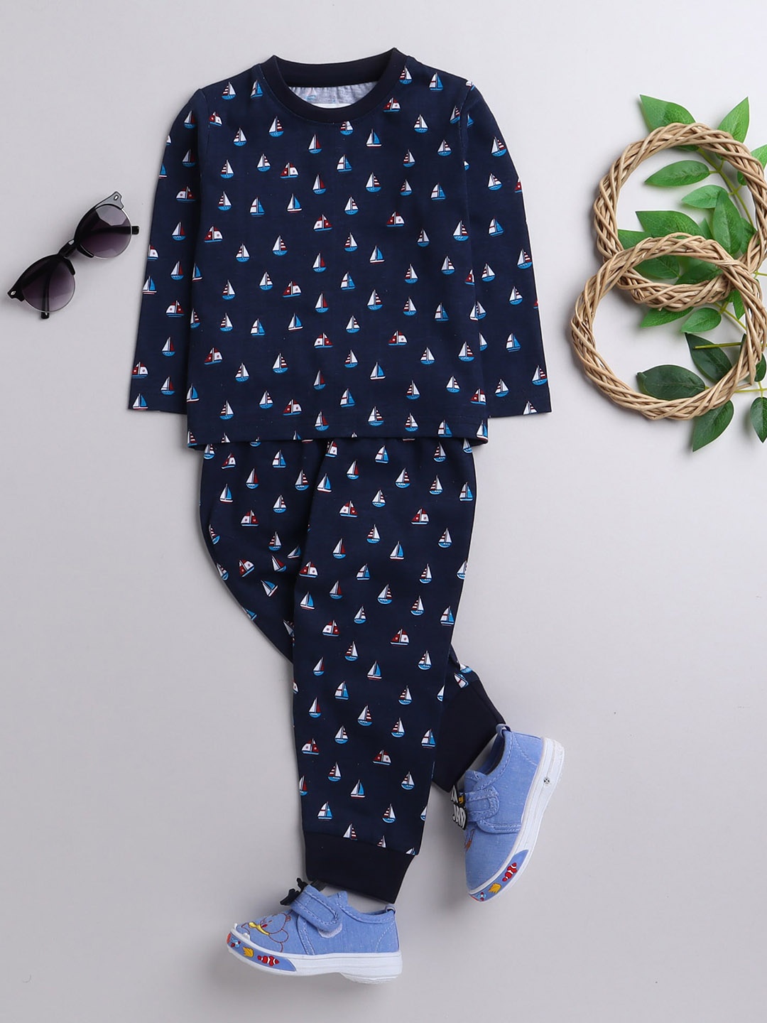 

BUMZEE Boys Navy Blue & Off White Full Sleeves T-Shirt And Pajama Night suit Set