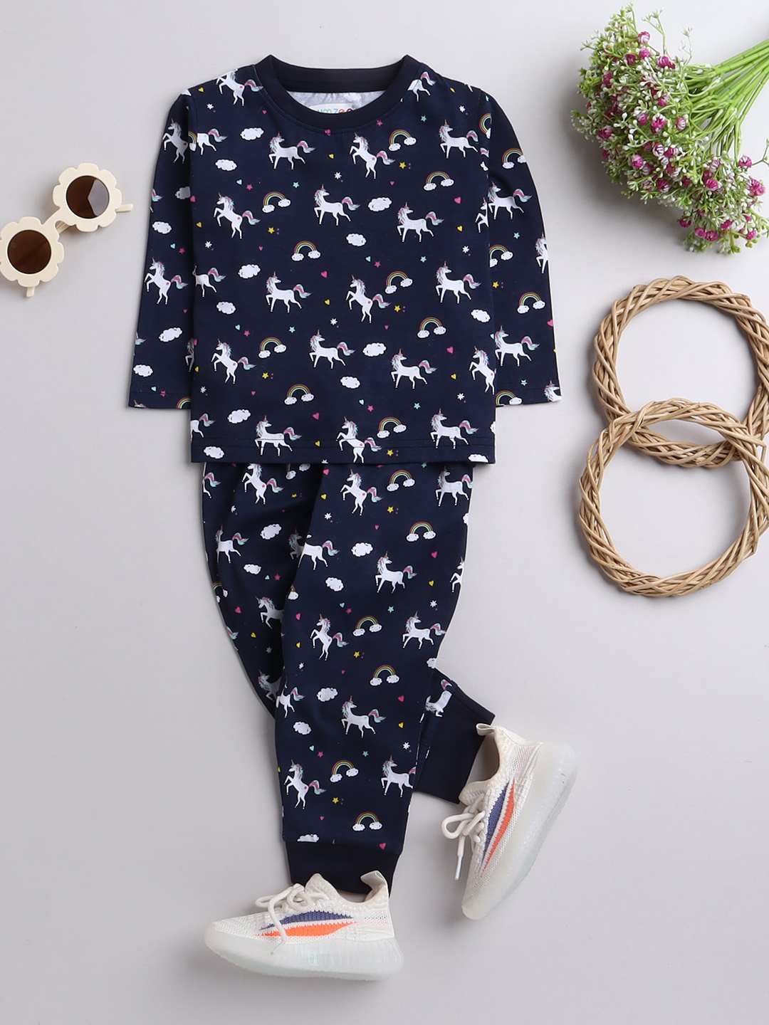

BUMZEE Girls Navy Blue & Off White Printed Night suit