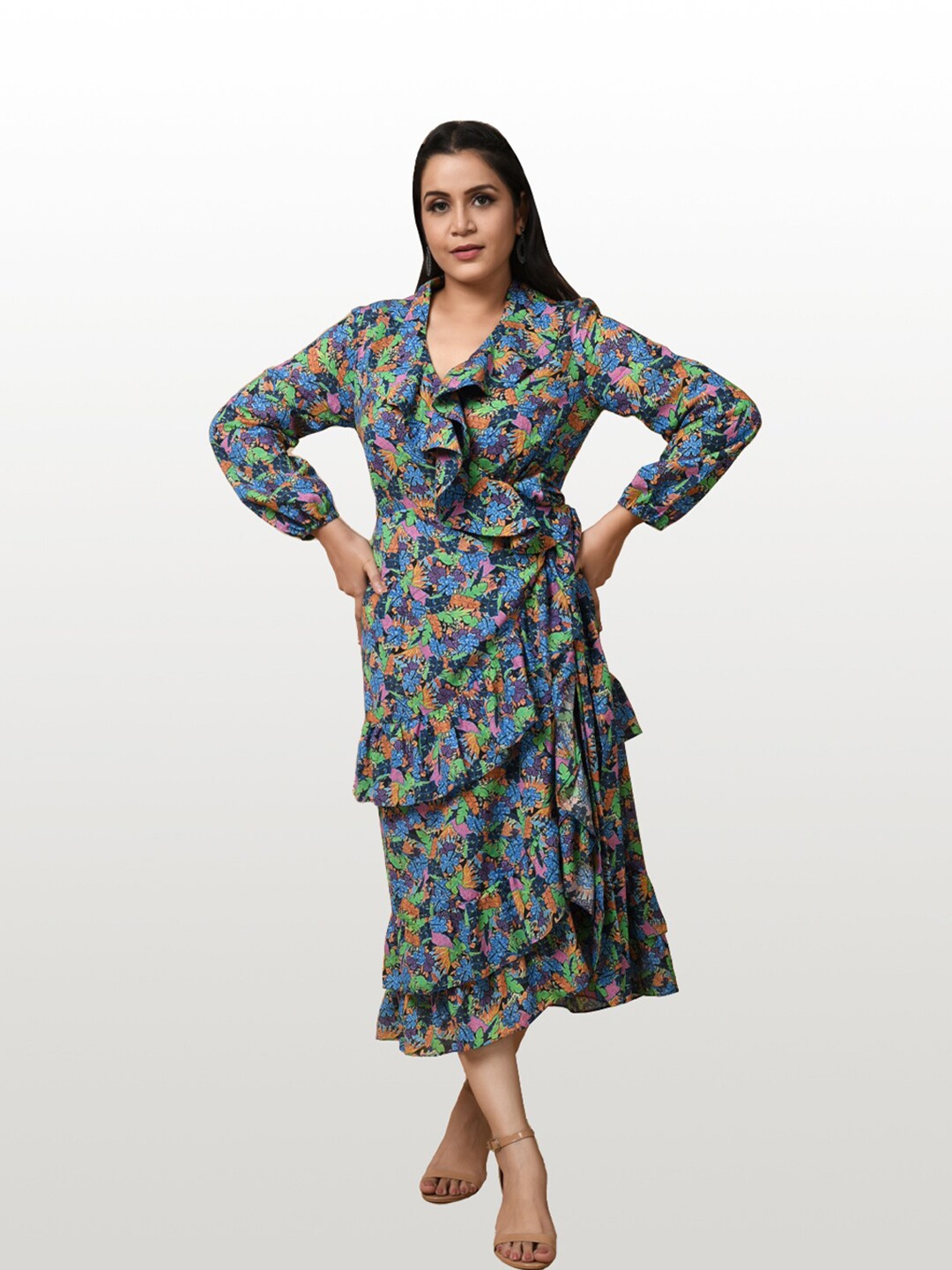 

Hencemade Blue & Green Floral Midi Dress