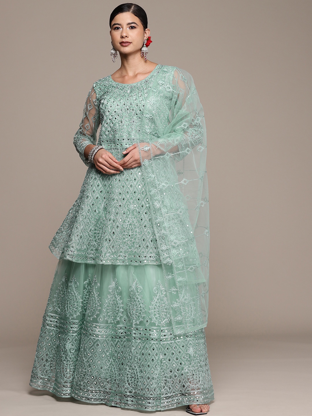 

SAARYA Women Sea Green Floral Embroidered Kurti with Skirt & With Dupatta
