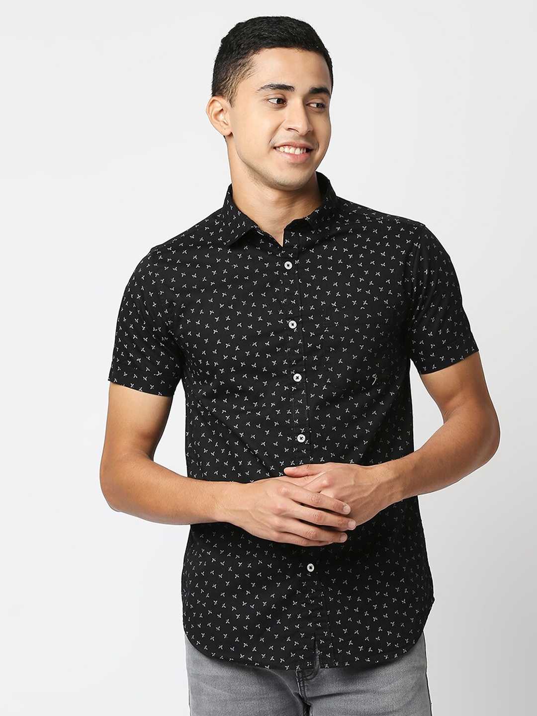 

VALEN CLUB Men Black Slim Fit Printed Pure Cotton Casual Shirt