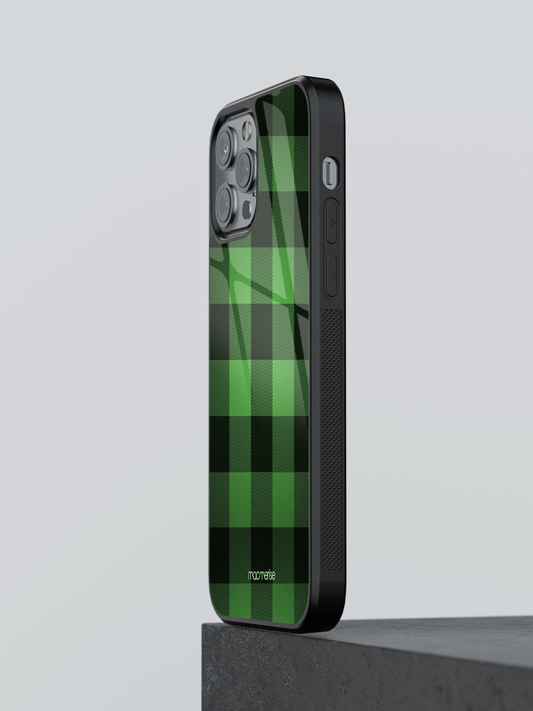 

macmerise Black & Green Printed iPhone 12 Pro Back Cover
