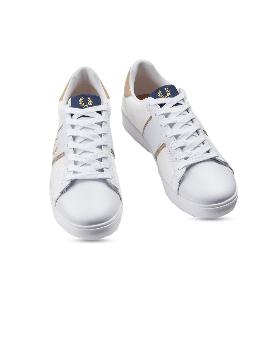 

Fred Perry Men White Leather Sneakers