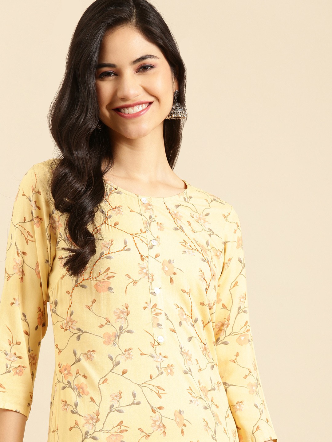 

SHOWOFF Women Yellow Floral Printed Kurta