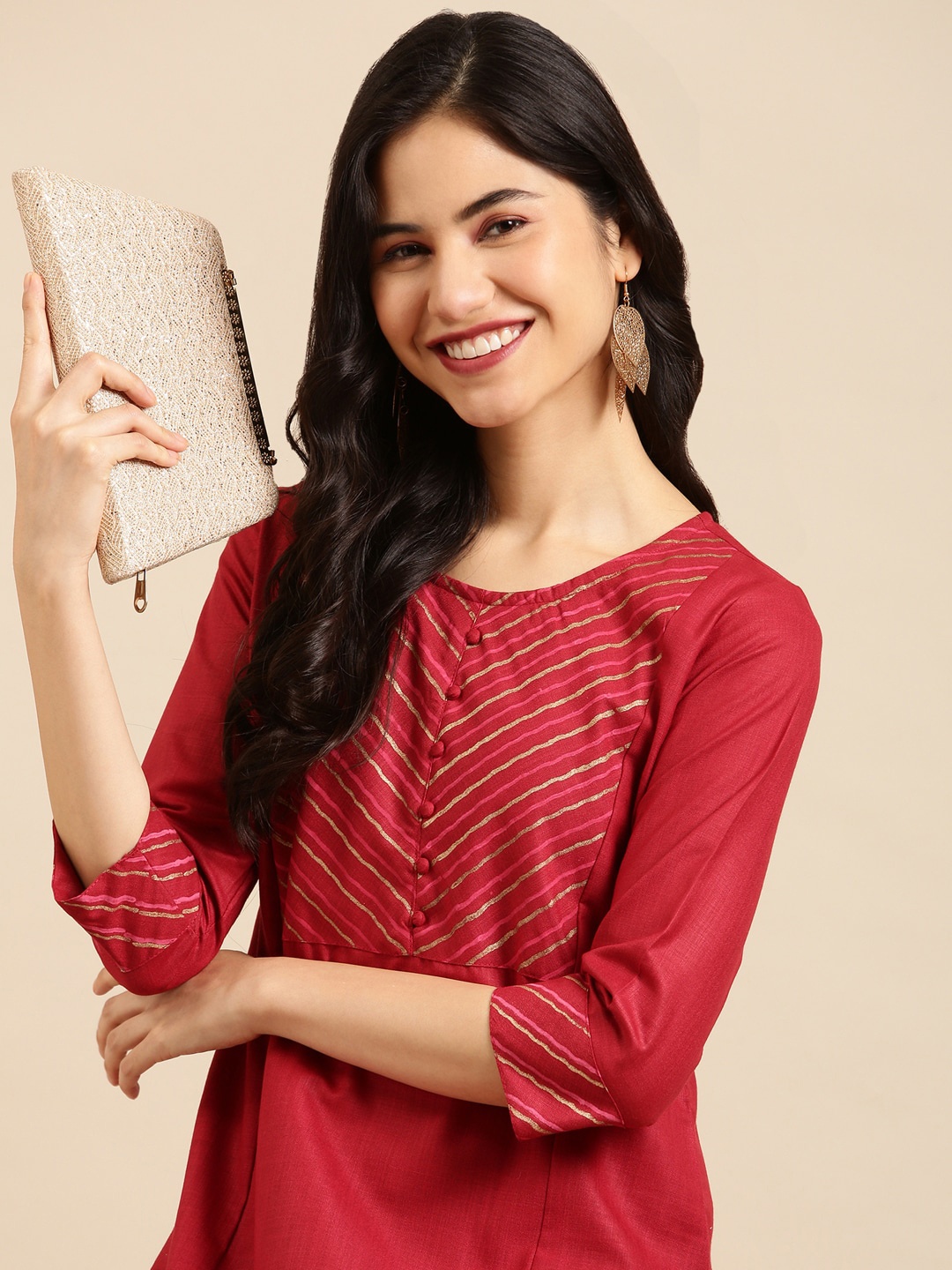 

SHOWOFF Women Maroon Yoke Design Straight Kurta