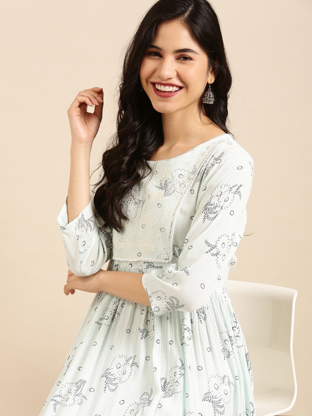 

SHOWOFF Women Blue & Black Floral Printed Thread Work Anarkali Kurta