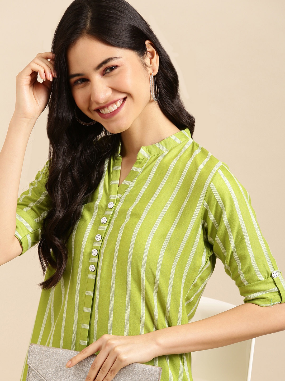 

SHOWOFF Women Green Striped Keyhole Neck Dobby Kurta