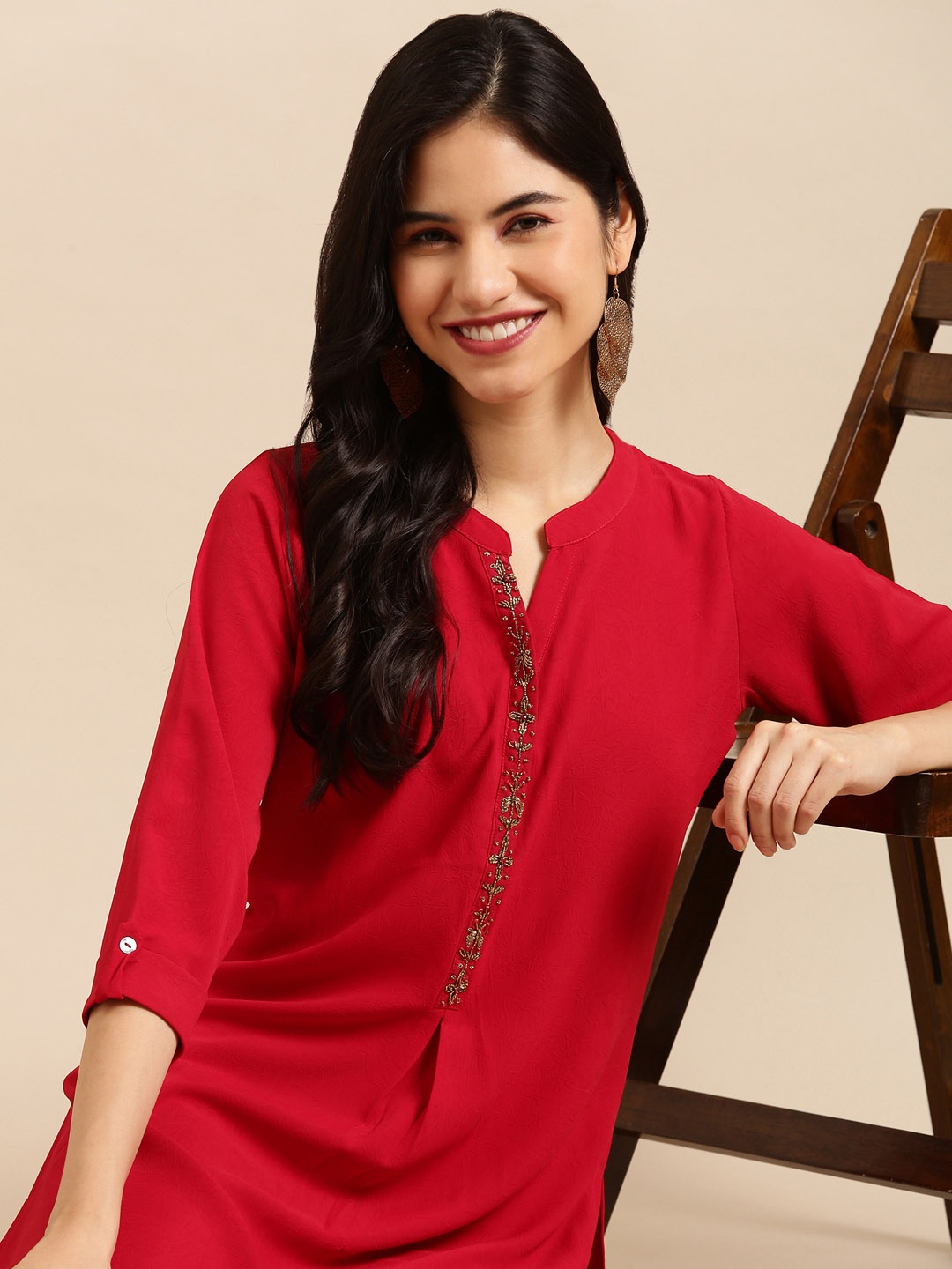

SHOWOFF Women Red Crepe Kurta