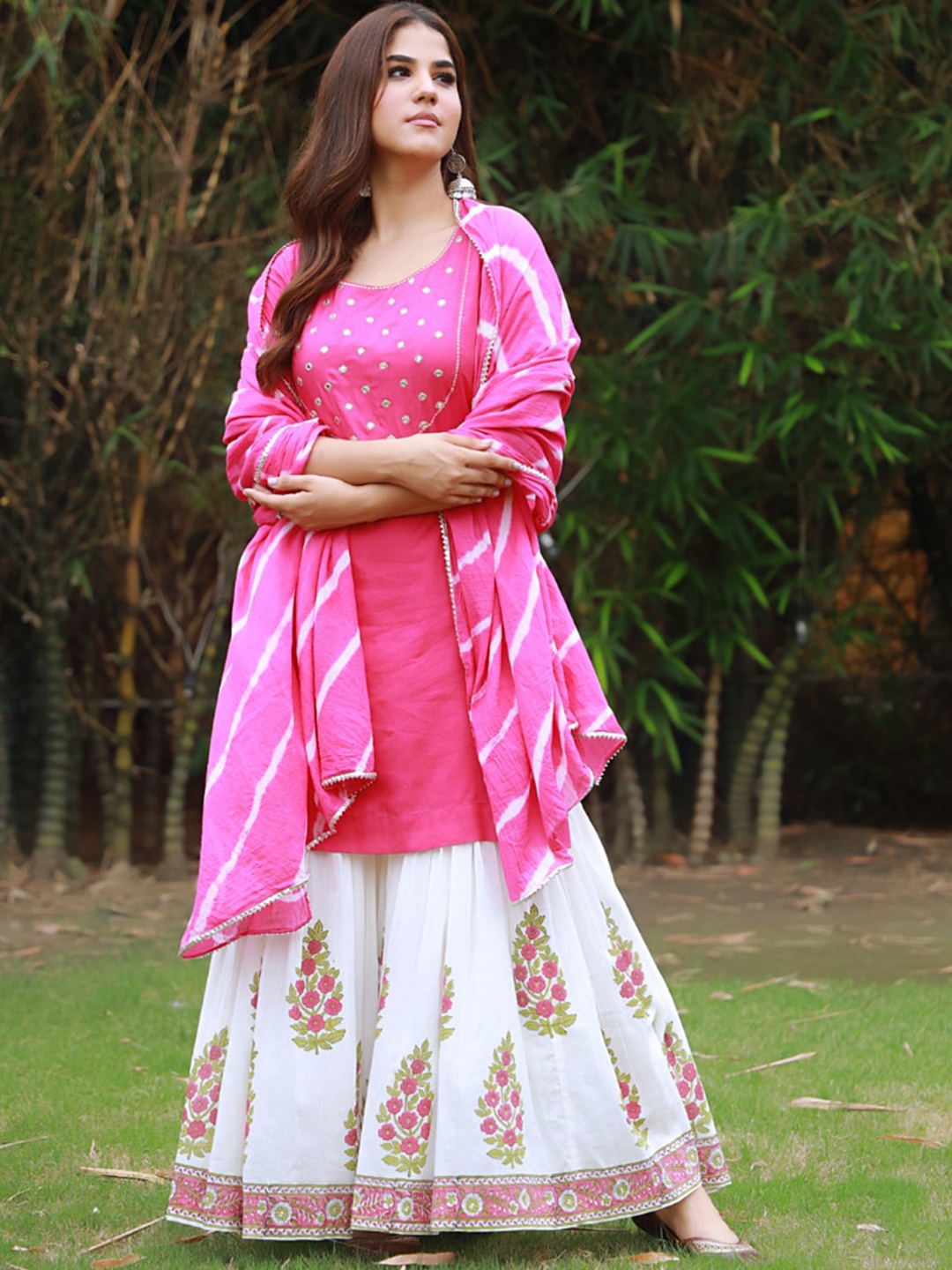 

Baisacrafts Women Ethnic Motifs Pure Cotton Straight Kurta with Sharara & With Dupatta, Magenta
