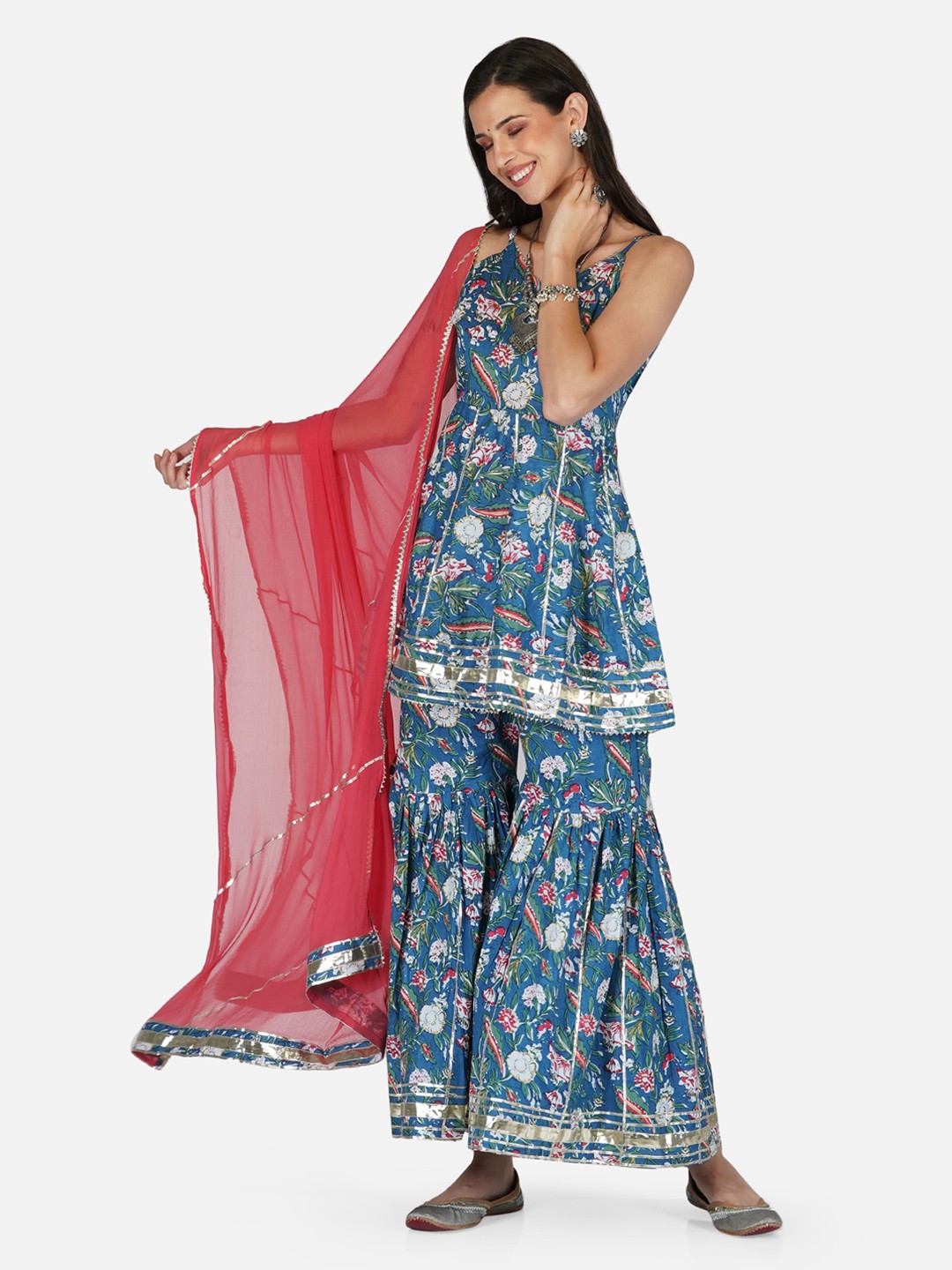 

METRO-FASHION Women Block Print Gotta Patti Pure Cotton Kurti With Sharara And Dupatta, Turquoise blue