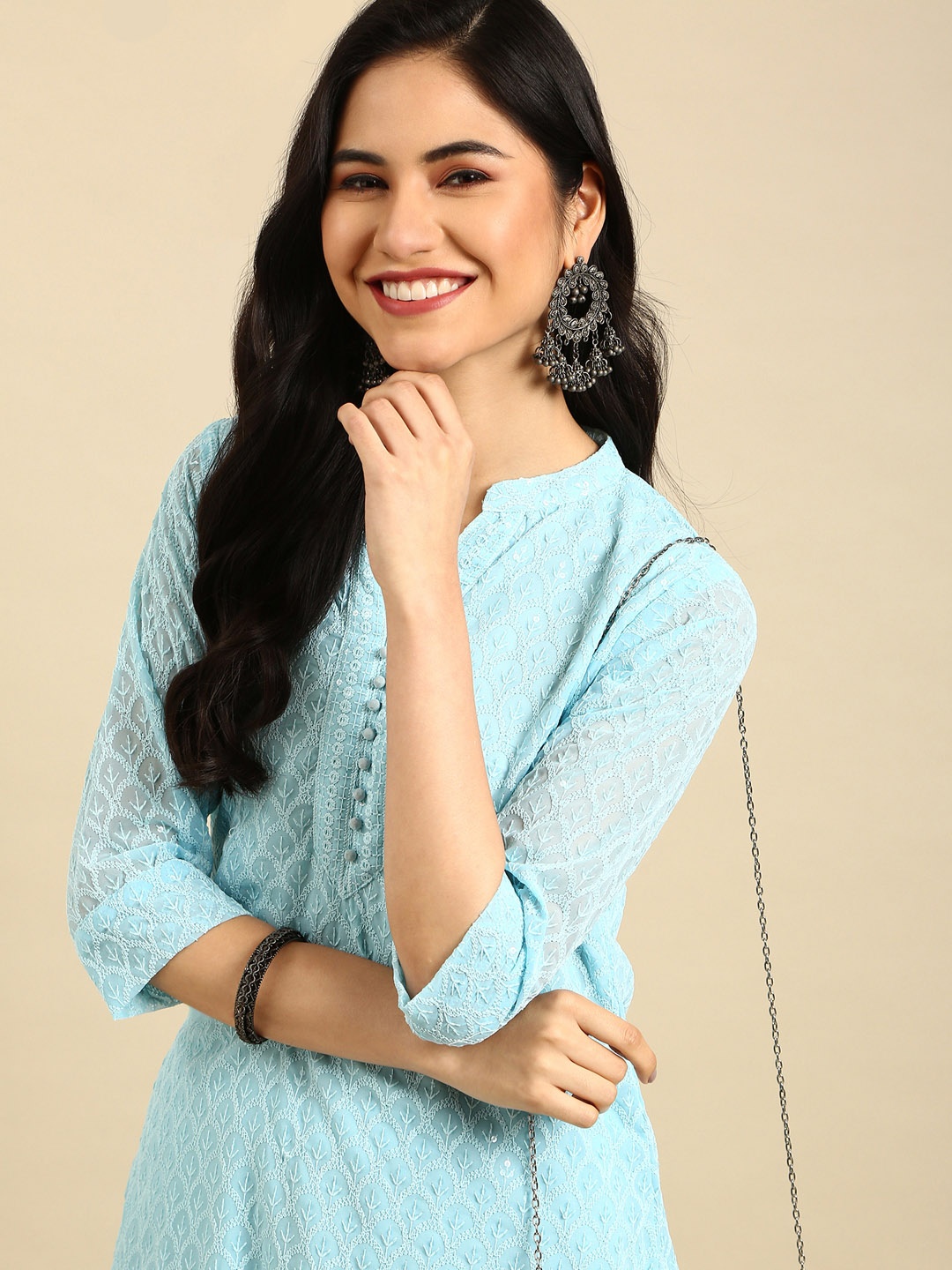 

SHOWOFF Women Floral Printed Chikankari Kurta with Palazzos, Blue
