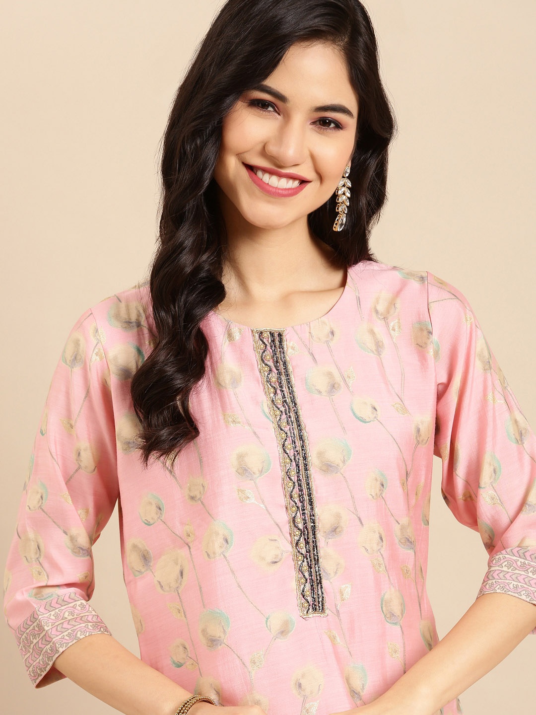 

SHOWOFF Women Floral Embroidered Beads and Stones Kurta with Trouser, Pink