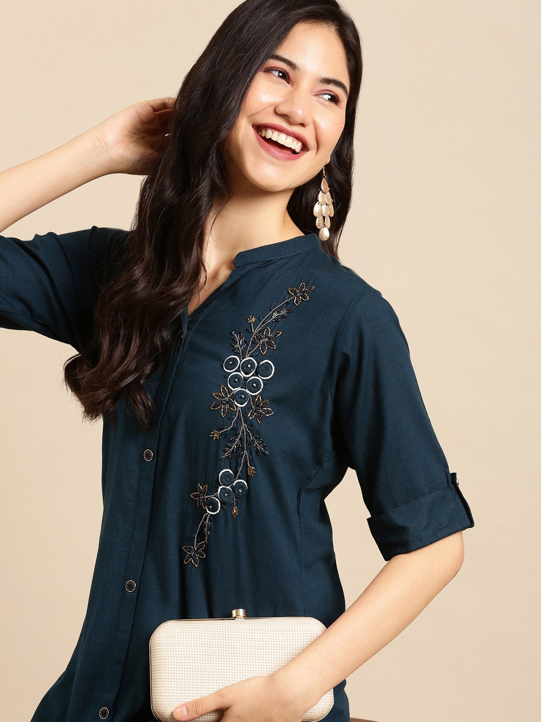 

SHOWOFF Women Teal Embroidered Beads and Stones Kurta with Trousers