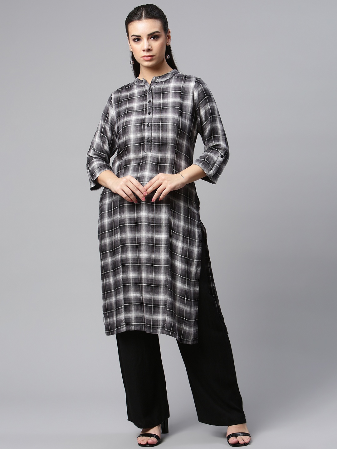 

Ayaany Women Black & White Checked Cotton Kurta