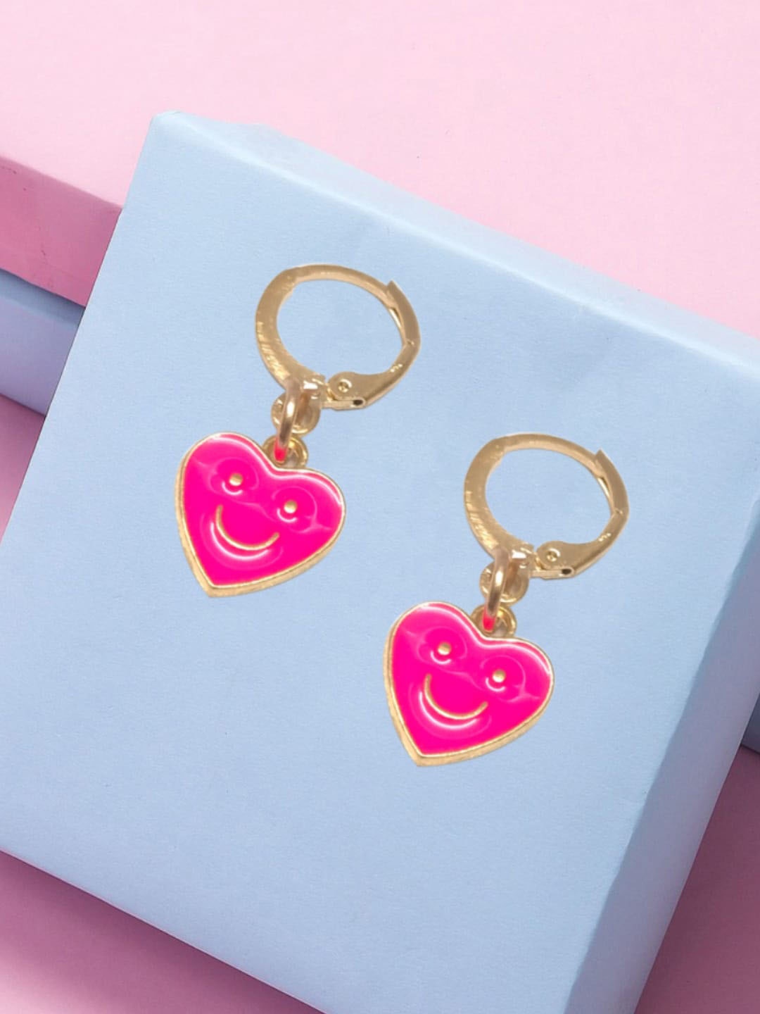 

OOMPH Pink & Gold Plated Heart Shaped Drop Earrings