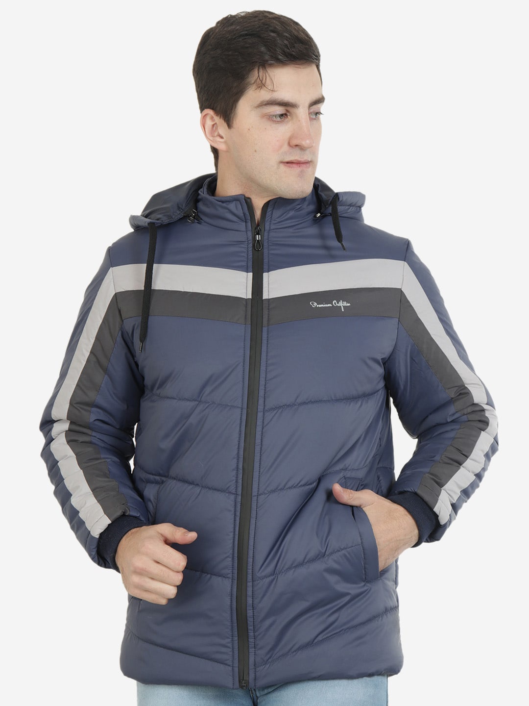 

Xohy Men Navy Blue Lightweight Hodded Padded Jacket