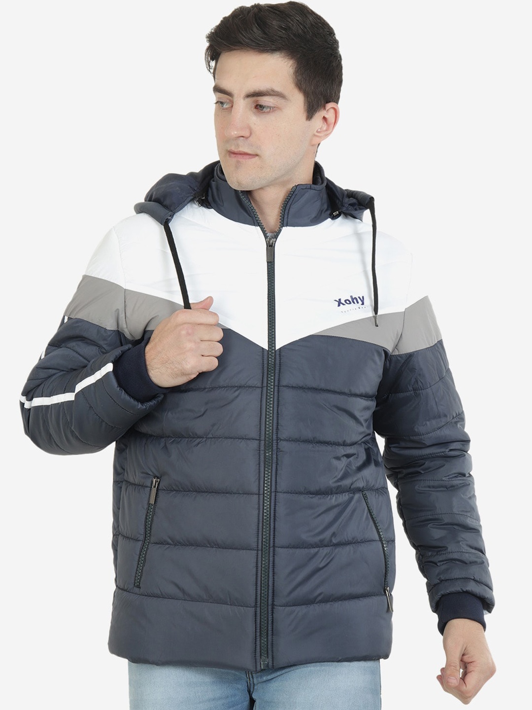 

Xohy Men Navy Blue Lightweight Hooded Padded Jacket